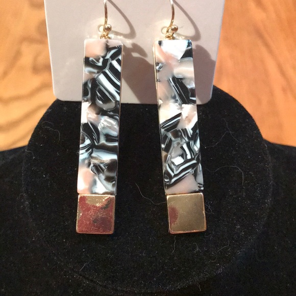 Jewelry - Pink and Black Resin Earrings